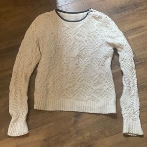 White crew neck sweater